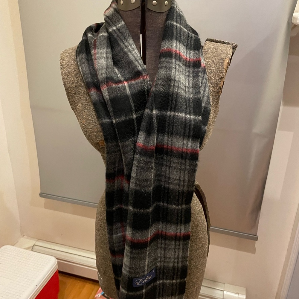 Plaid cashmere scarf